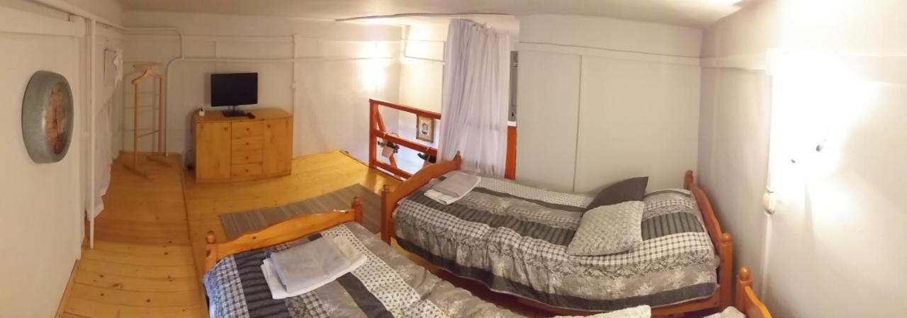 Apartment Belvarosi Vintage A Setaloutcan Miskolc